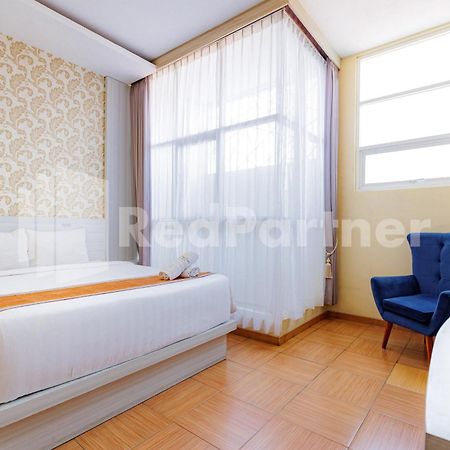De Malang Sweet Homestay Syariah Mitra Reddoorz Экстерьер фото