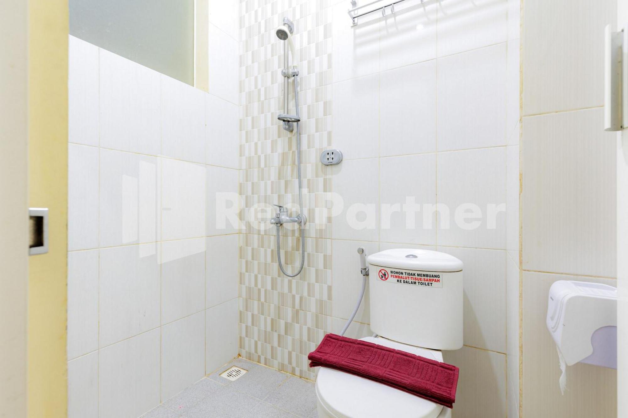 De Malang Sweet Homestay Syariah Mitra Reddoorz Экстерьер фото